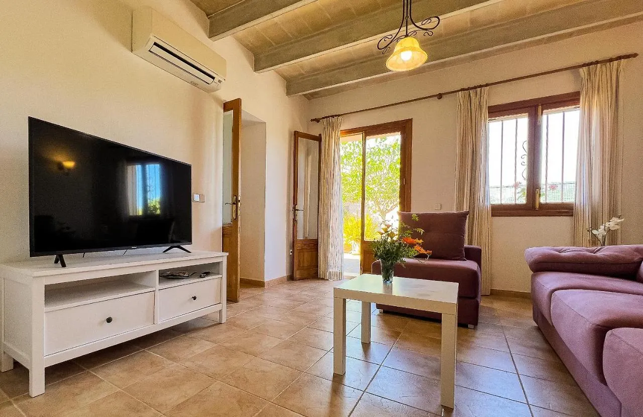 Sa Sini Cozy Country Villa For 6 Near Buger 0*,  Spain